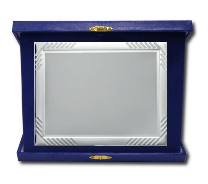 Glaspokale mit Gravur, Glastrophäen, Glasawards, 3D Foto Glasgravur, Pokale:  Ehrentafel Mailand